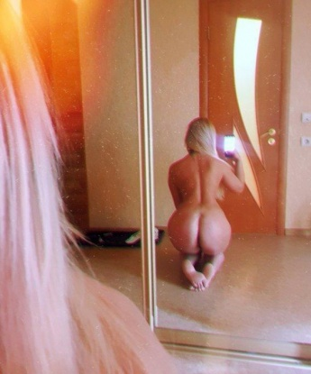 Живу в Москве и готова встретиться с тобой в любое удобное для тебя время.
💋Мои услуги включают все, что доставит тебе истинное удовольствие: классический и оральный секс, анальный секс, ролевые игры и многое другое.
📸На фото я - настоящая и безумно сексуальная.
🌟Мои клиенты оставляют восторженные отзывы, указывая на мою нежность, страсть и умение доставить настоящее наслаждение. Со мной ты ощутишь невероятный коктейль эмоций и уйдешь счастливым 🔥💫. Не упусти возможность окунуться в мир настоящей страсти и непревзойденного удовольствия. Жду тебя! 😘💕 9346, 25 лет